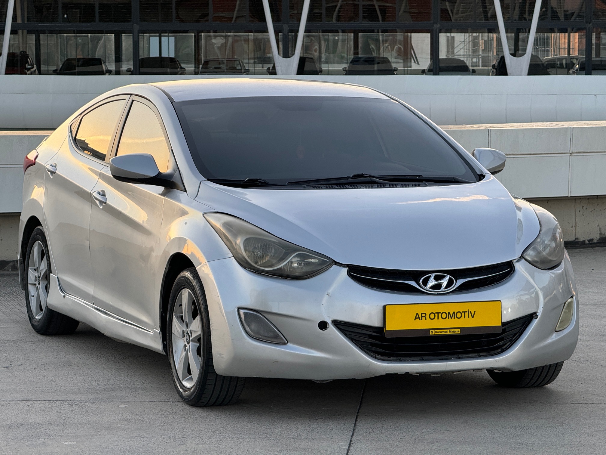 2012 HYUNDAİ ELANTRA 1.6 D-CVVT MODE 168.000 KM BENZİN LPG MANUE