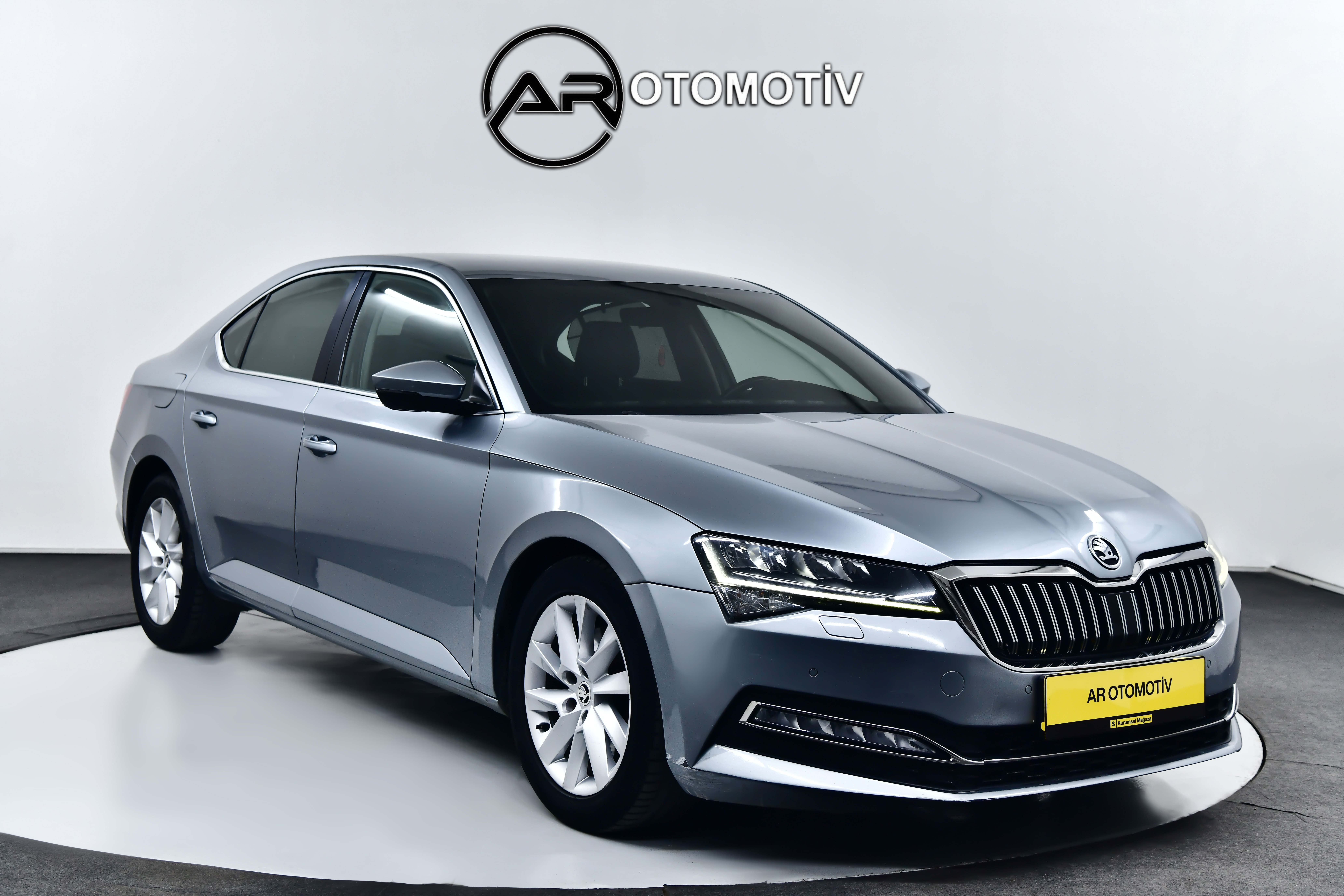 700 BIN PESIN 36 AY KREDI/SENET SKODA SUPERB 1.6 TDI PREMİUM DSG